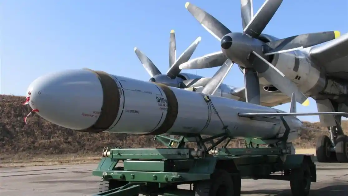 В сегодняшней атаке РФ использовала 15 ракет Х-101/555.