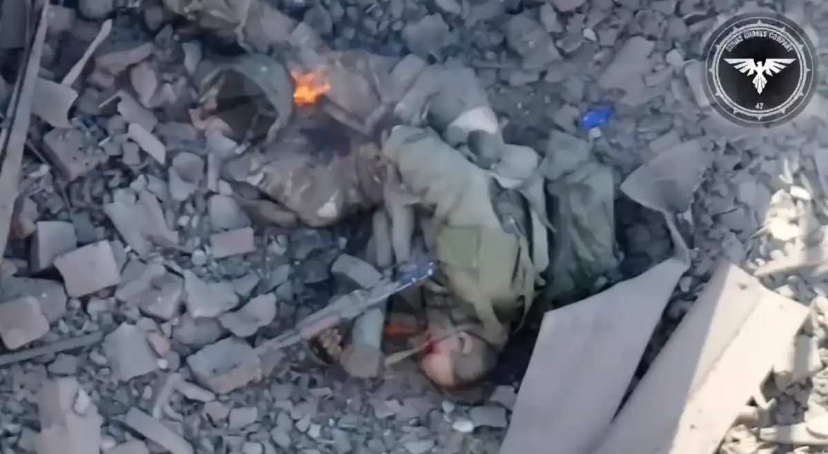 Русские в очередной раз бросили своего раненого товарища