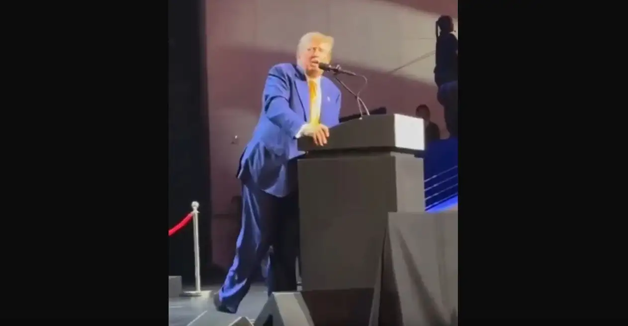 Главное чтобы костюмчик сидел ...