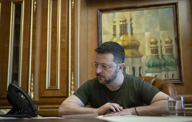 При "заморозке" США потребуют выборы в Украине