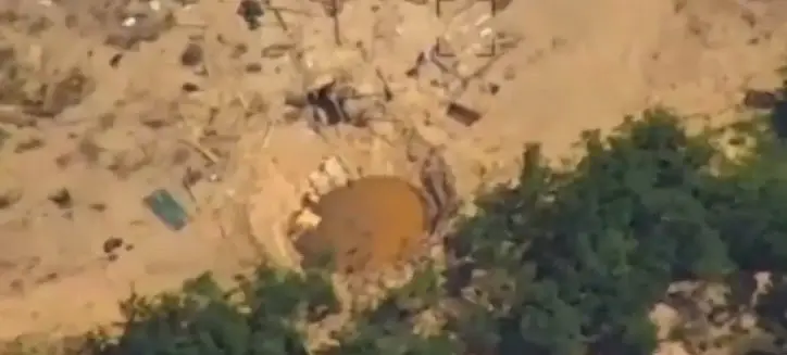 Прилета авиабомбы JDAM. Amino..