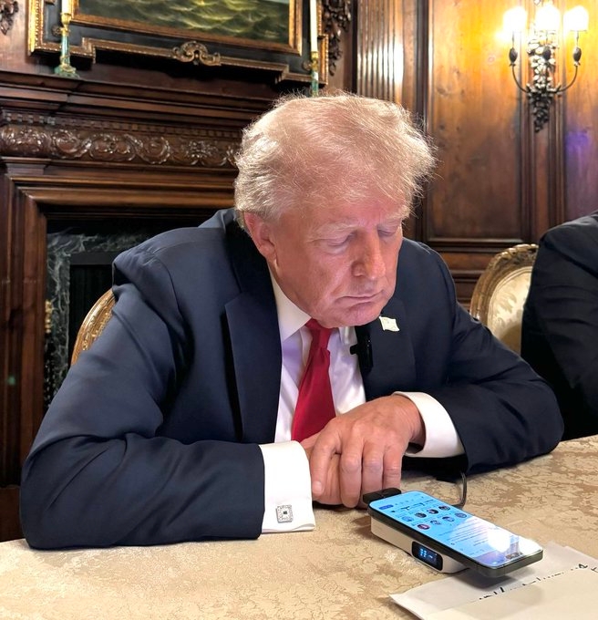 Возвращение Трампа на Твиттер и интервью с Маском – шаги в никуда