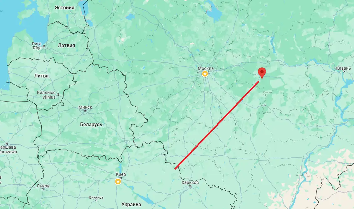 Массированная атака дронов на авиабазы