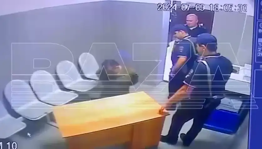 Овцелюба отлюбили менты позорные