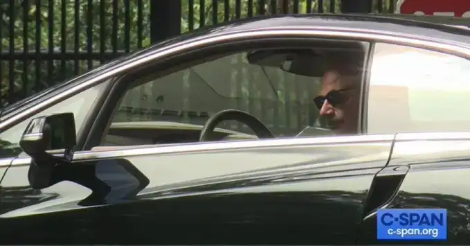 Харрис в шаге от выбора вице-президента