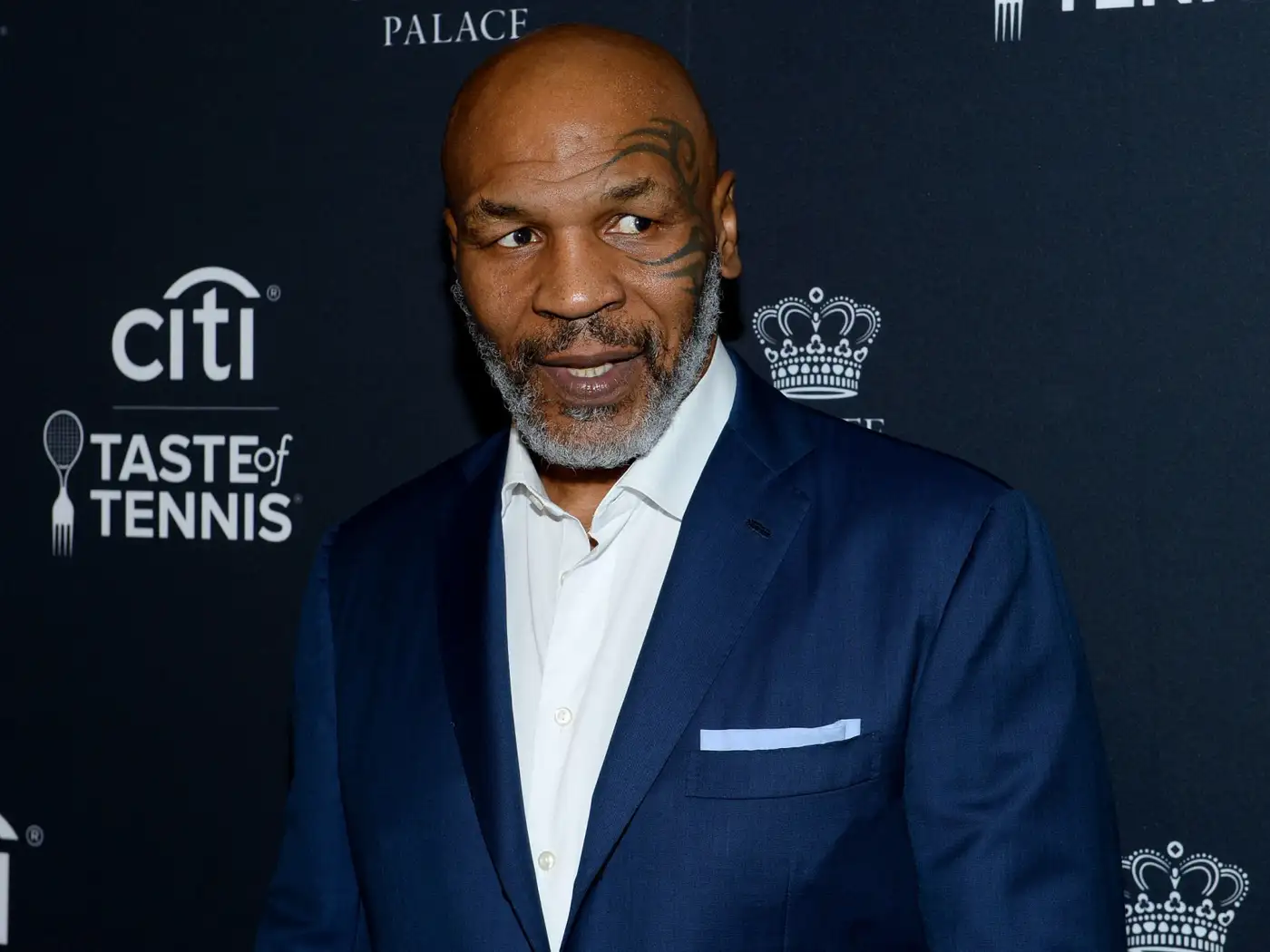 Трамп и его поддержка звёзд