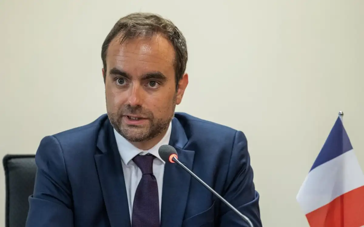 Россия спонсирует ВСУ