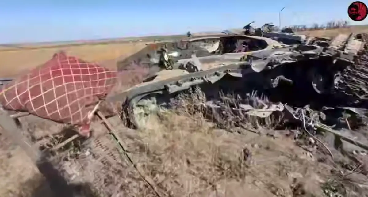 Танк Т-90М разлетелся на куски