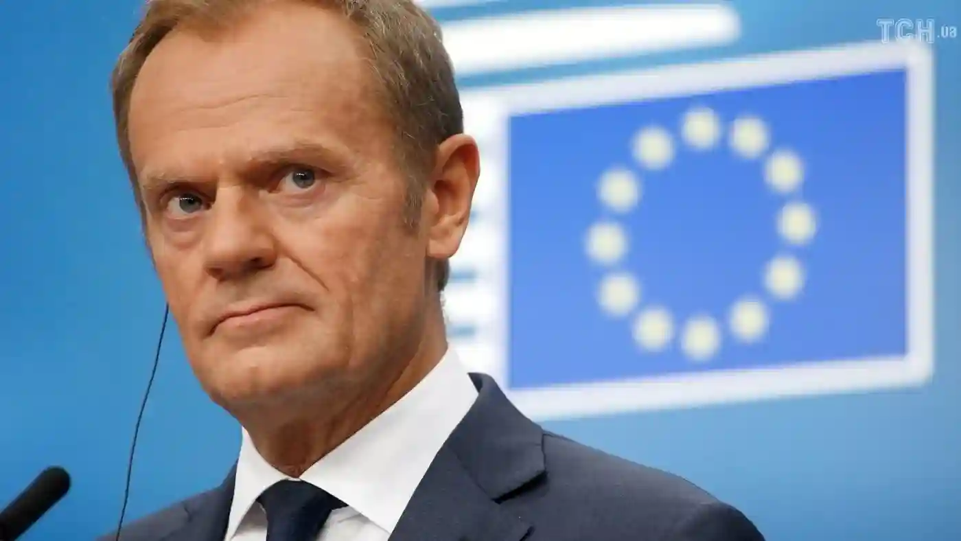 Неделя вызовов: Туск, Олланд и Трамп