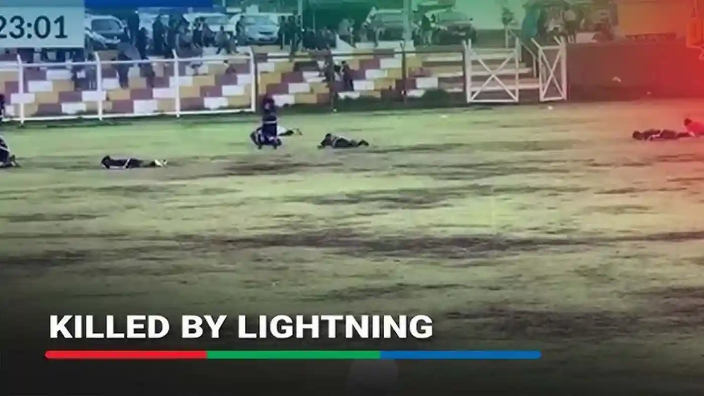 Молния убила футболиста