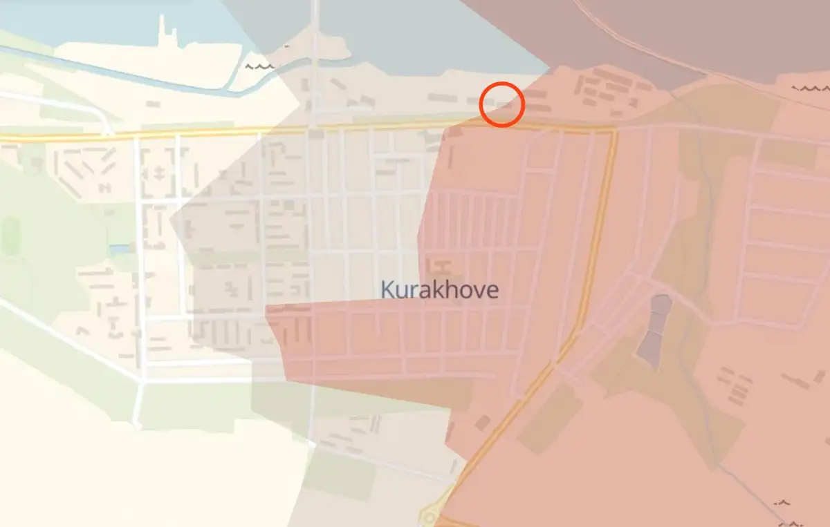 Орки подняли флаг над элеватором в Курахово