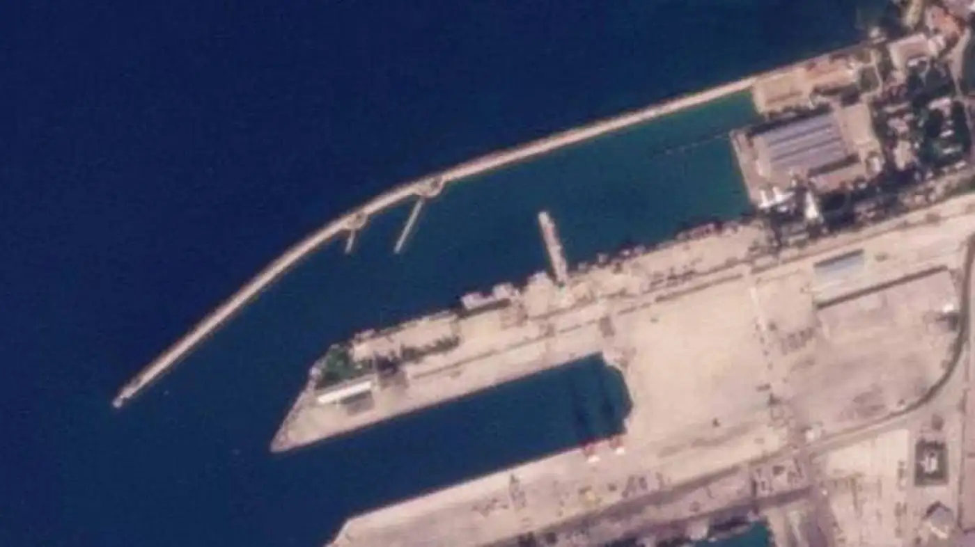 Россия вывела все корабли из порта Тартус