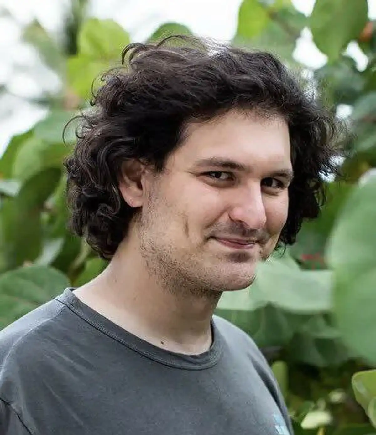 Тюрьма звёзд: Сэм Бэнкман-Фрид и его скандальные соседи