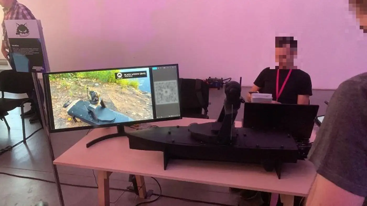 Малые беспилотные катера Black Widow 2 1 1 136