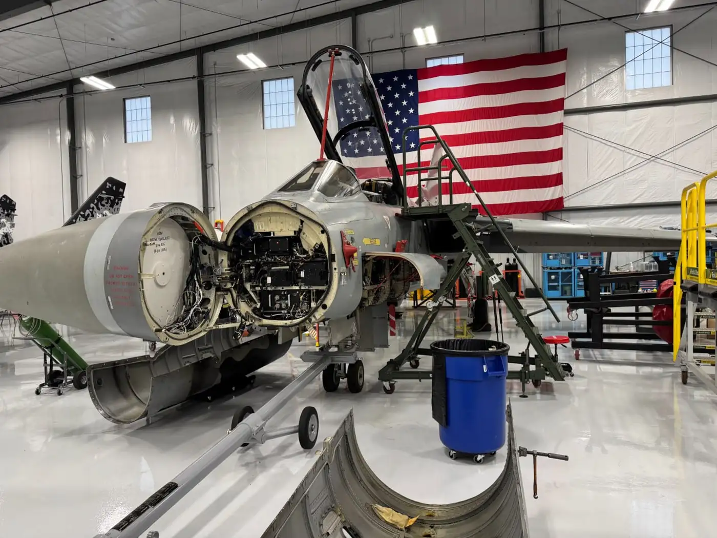 Редкий и уникальный самолет Tornado F2 1 3 18