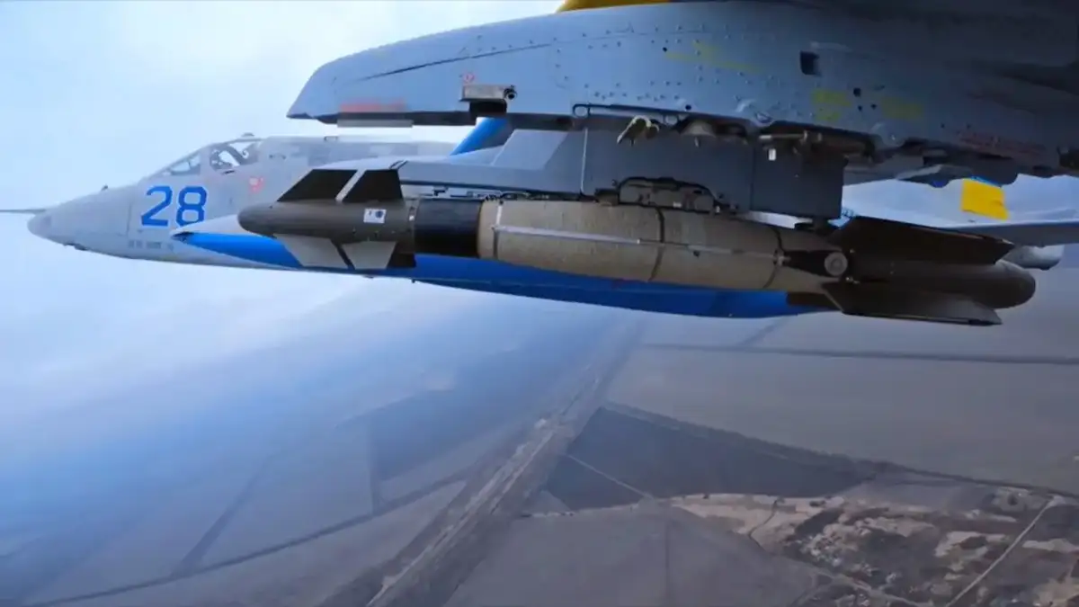 Украинский Су-25М1 и французские AASM-250