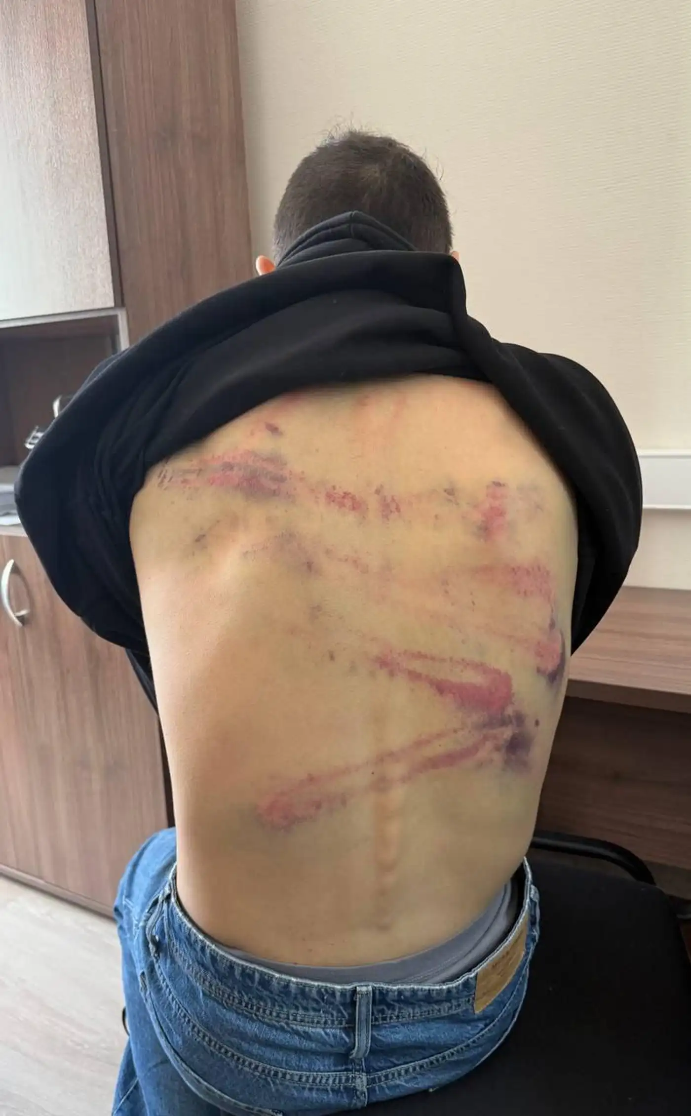 Смех со сломанным позвоночником: белорусские силовики vs комик Останин