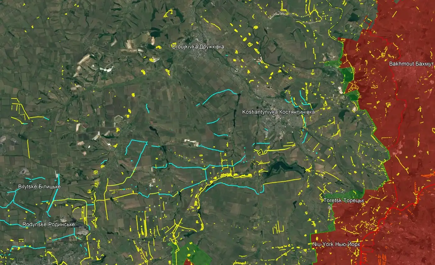 Украинская армия значительно укрепила свои оборонительные рубежи, сообщает французский аналитик Clément Molin 8 9 2