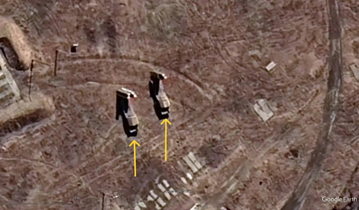 Россия усиливает ПВО на Дальнем Востоке с помощью макетов С-300 и С-400... 1 1 107