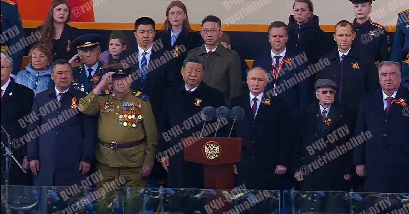 Си на троне в Москве: Китайский сигнал миру