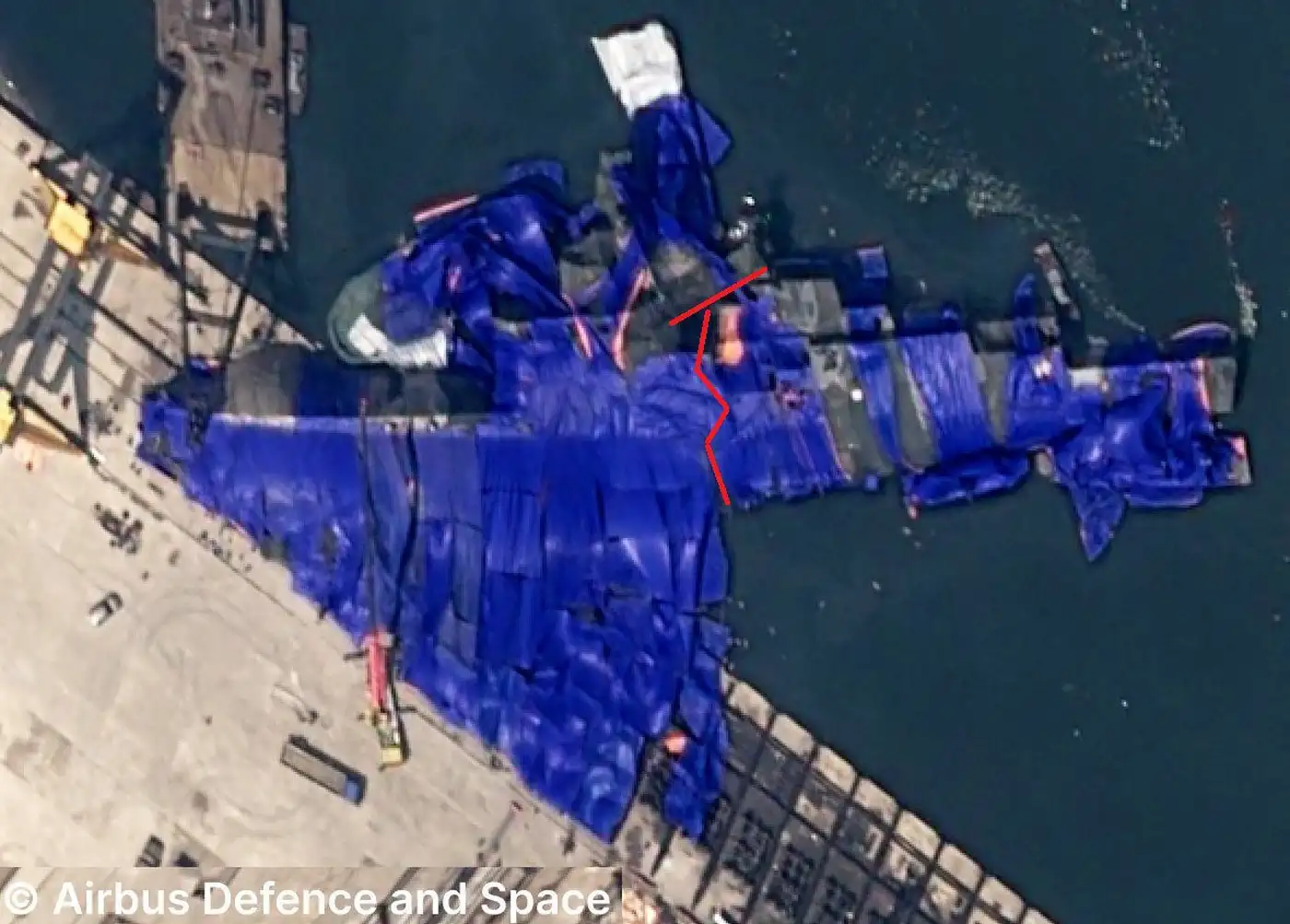 Почему перевернулся северокорейский эсминец перевернулся при спуске на воду?