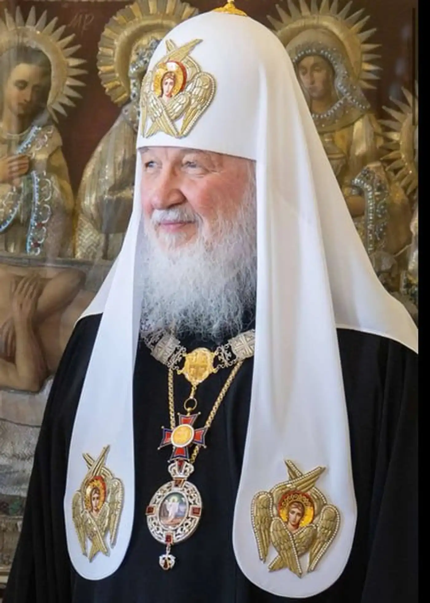 Скандал в РПЦ: что украл Гундяев?