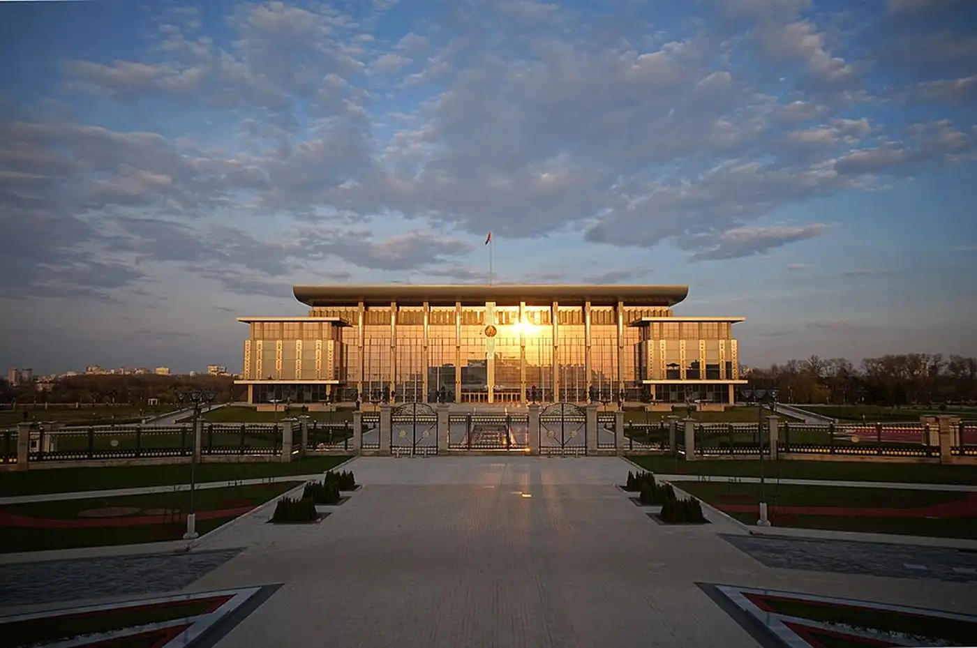 Келлог встречается с Лукашенко во Дворце Независимости в Минске