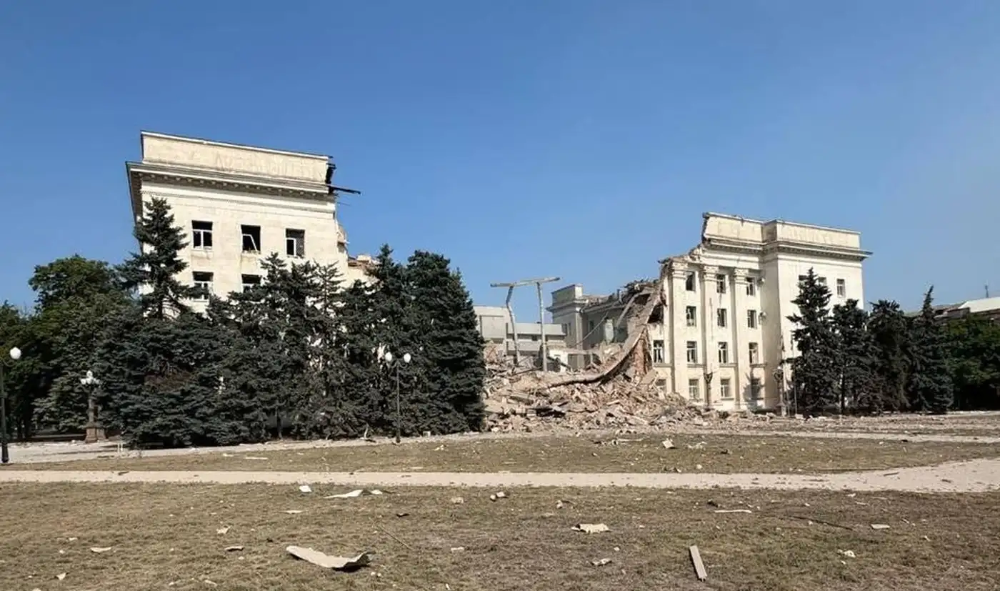 КАБом по Херсону: удар по пустой админке