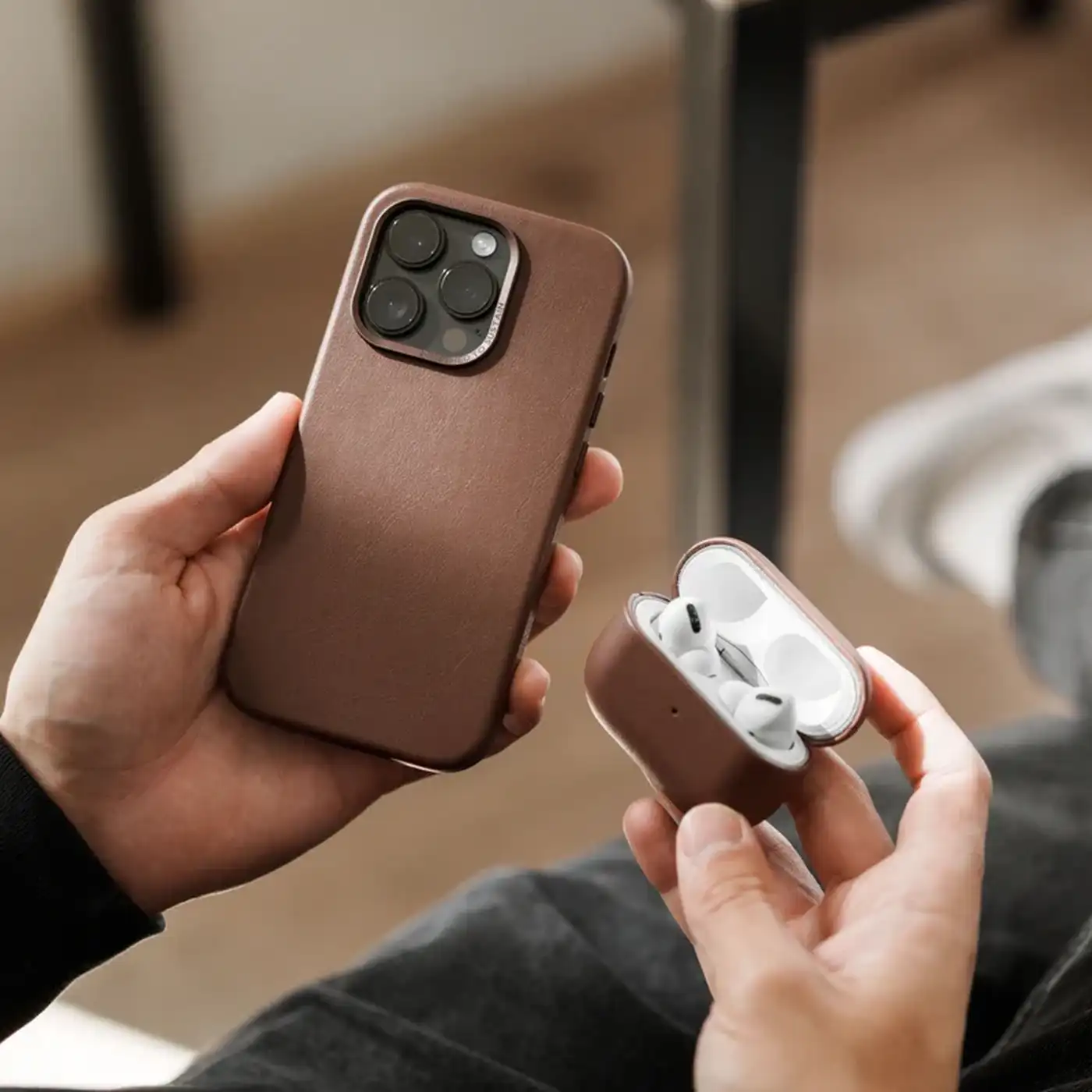 Кожаные чехлы: стиль и солидность