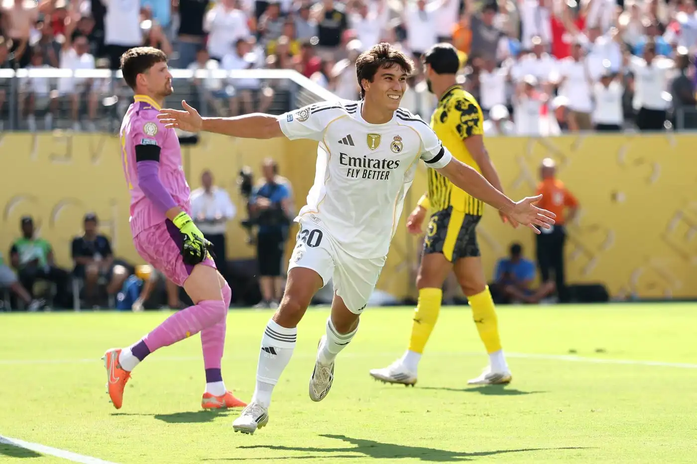 Клубный чемпионат мира для «Реала»: начало Алонсо, прорыв Гонсало и Гюлера, но звёзды не справились 2 1 149