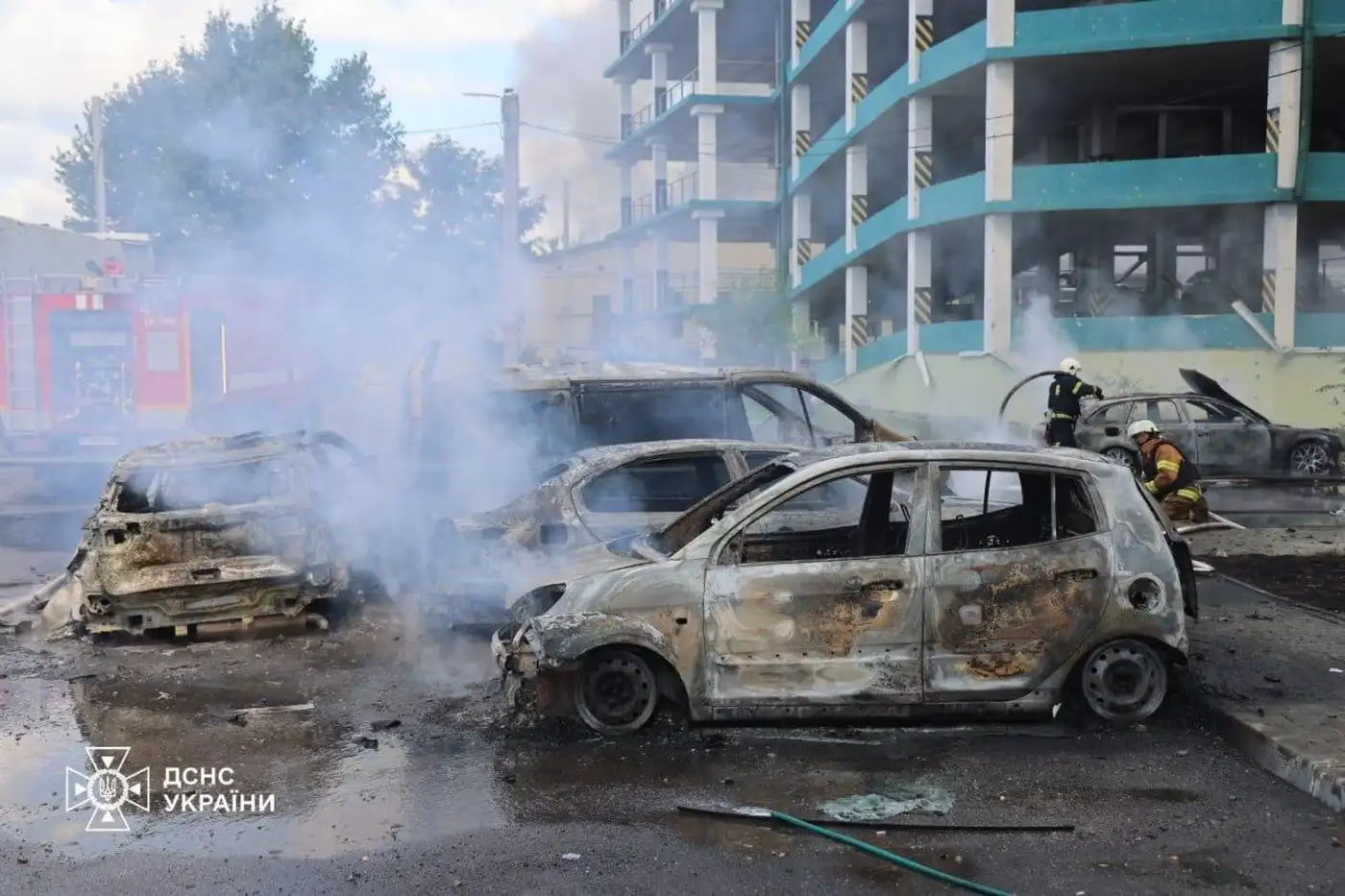 Орки сбросили бомбы УМПК на центр жилого массива Харькова