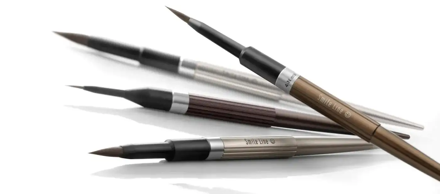 Ручна техніка проти цифрової: чому пензлик ще не втратив актуальності