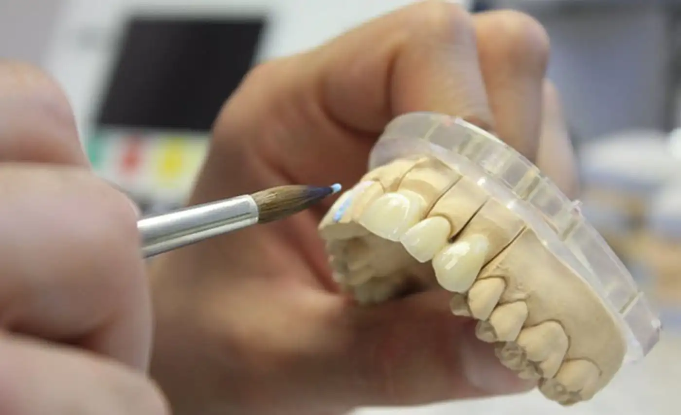 Сила пензлика: художня точність і гнучкість