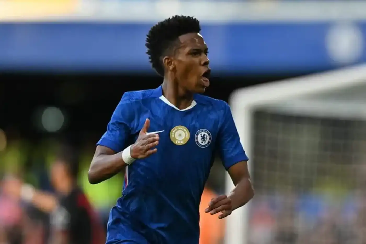 Челси 2 — Байер Леверкузен 0: отсутствие Джексона, первый гол Эстевана и перестройка в защите