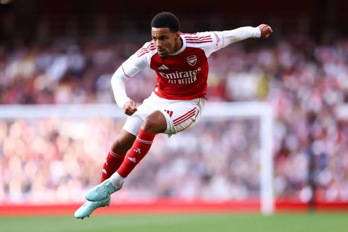 Трансферный DealSheet: последние новости о Манчестер Юнайтед, Арсенале, Ливерпуле, Реал Мадрид и других 6 Нванери подписал новый контракт с «Арсеналом».