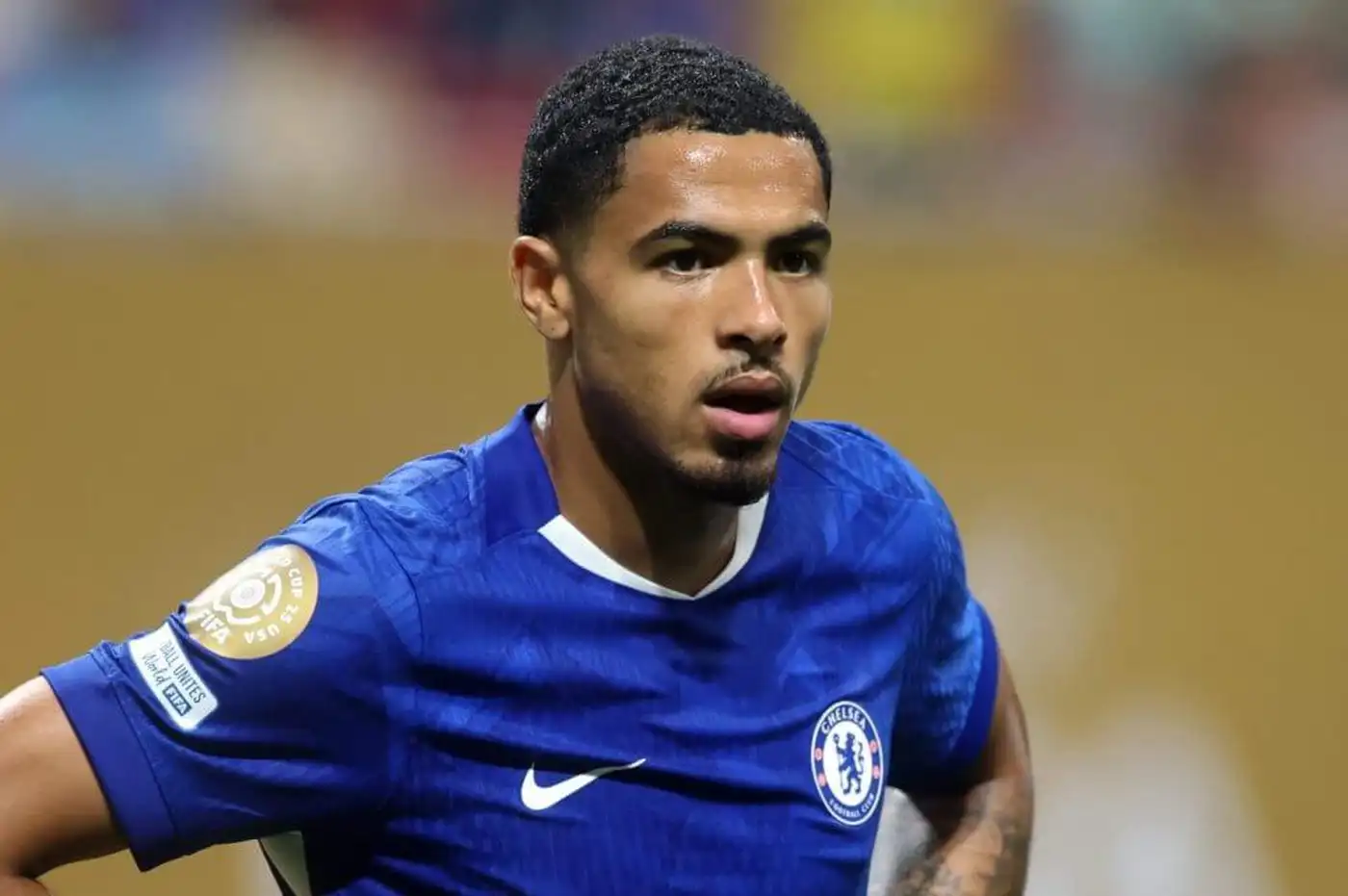 Трансферный DealSheet: последние новости о Манчестер Юнайтед, Арсенале, Ливерпуле, Реал Мадрид и других 8 Колуилл получил разрыв крестообразной связки.