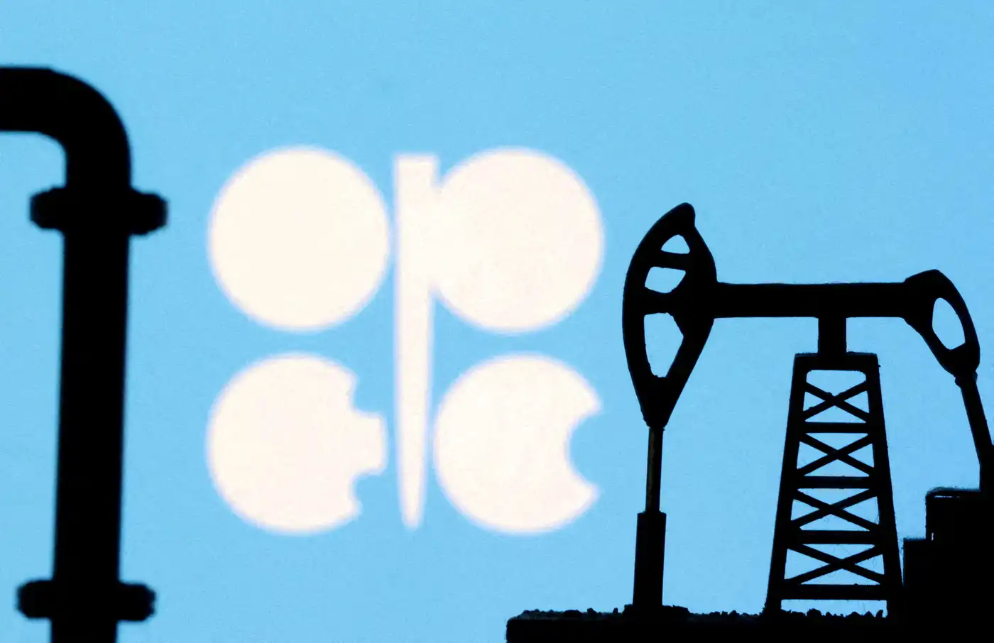 OPEC+ согласовала увеличение добычи нефти, завершив текущий этап сокращений