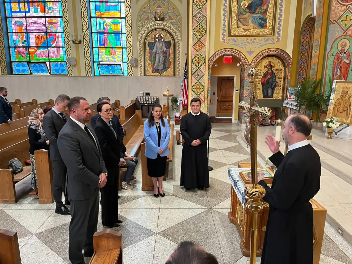 Ермак в данной поездке выступает коммуникатором Зеленского