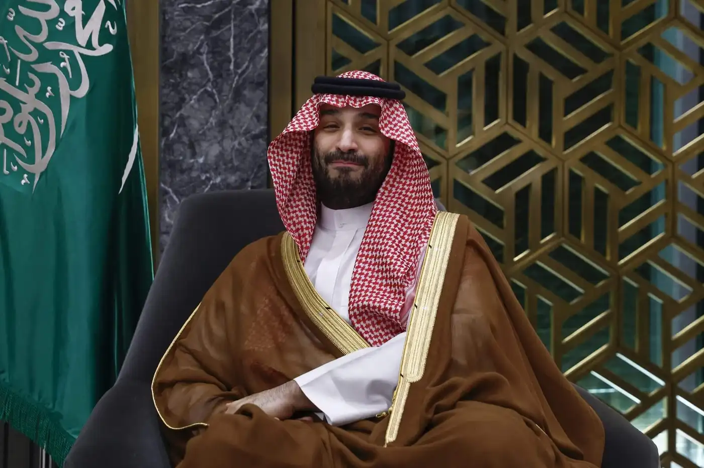 Кому принадлежат клубы Премьер-лиги — и чем ещё владеют их владельцы 18 Крупнейший акционер: Суверенный фонд Саудовской Аравии (Public Investment Fund, PIF) — 85%
Владеет с: октября 2021 года