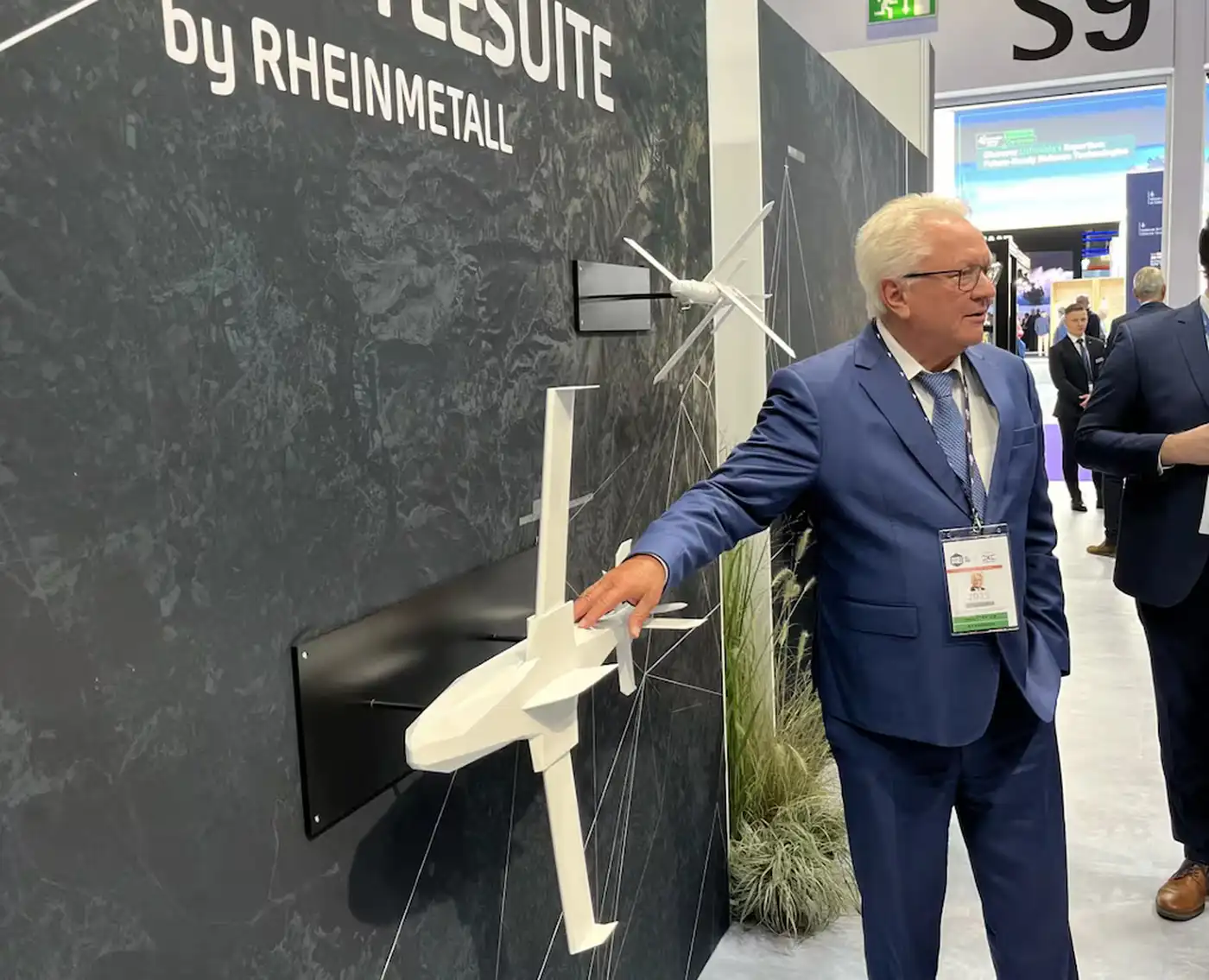 Rheinmetall представила барражирующий боеприпас FV-014: дальность 100 км и производство с 2026 года