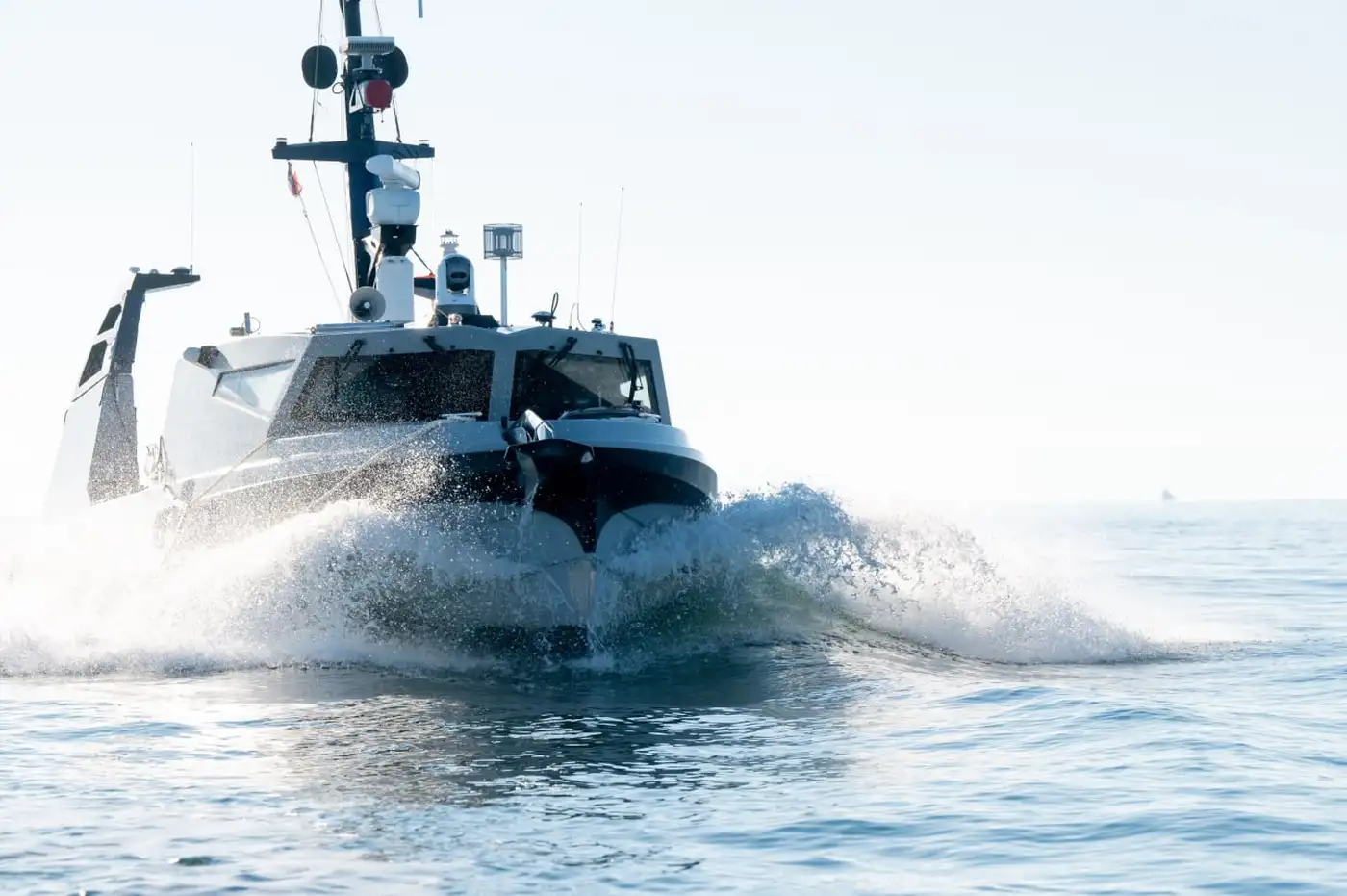 Франция вступает в гонку морских дронов: беспилотные тральщики и защита от БПЛА