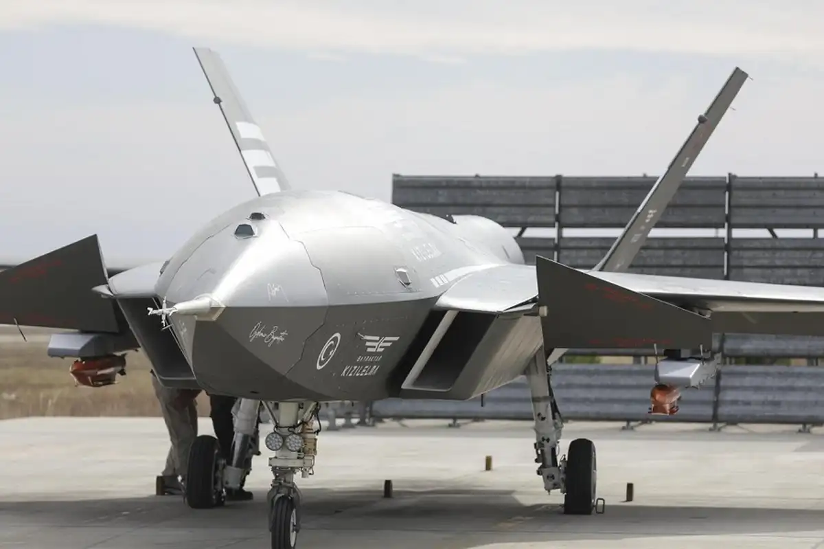 Беспилотный истребитель Kizilelma впервые испытал оружие TOLUN 1 1 73