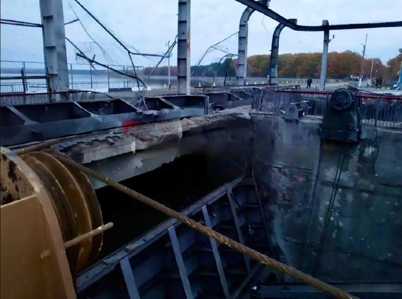 Прорыв дамбы Белгородского водохранилища: вода уходит в Северский Донец 1 2 138