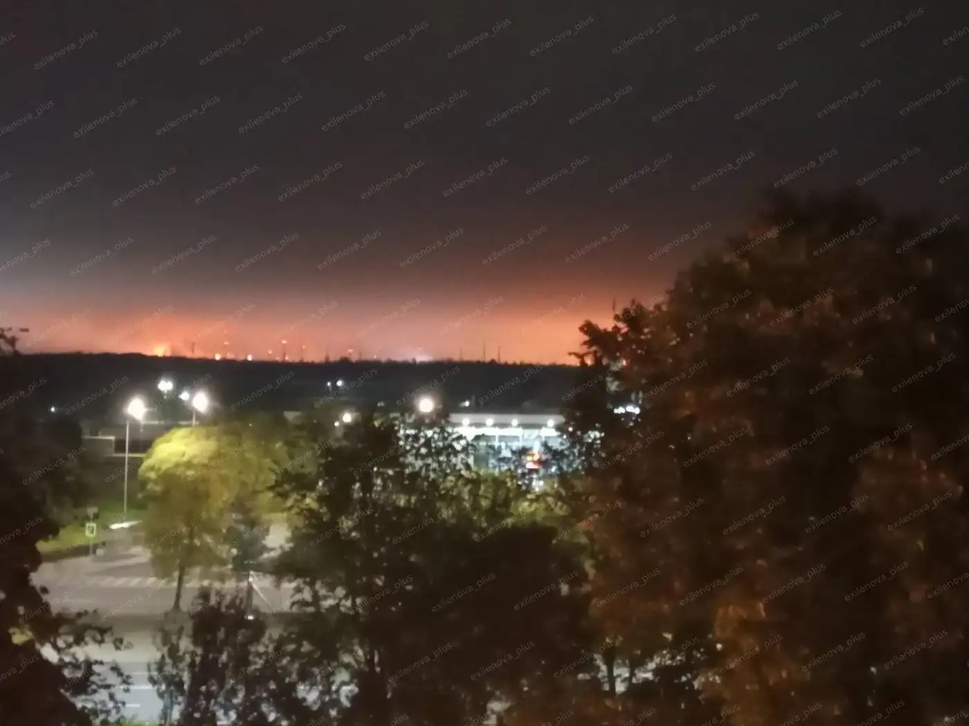 НПЗ «Киришинефтеоргсинтез» (КИНЕФ) загорелся в Ленинградской области 1 avon revista ciclo 17 2025 5