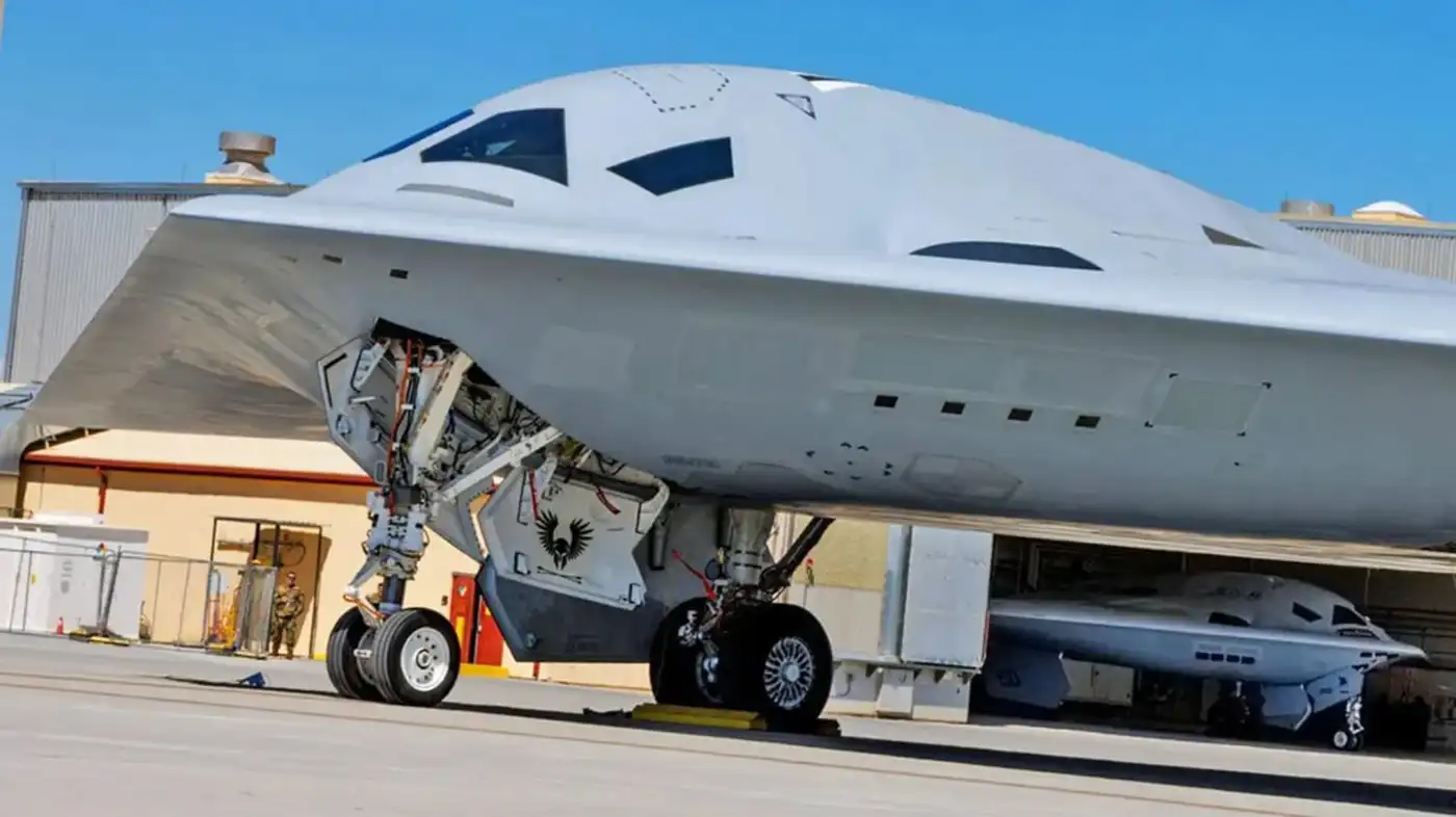 Будущее экипажа B-21: один пилот, один WSO, один ИИ