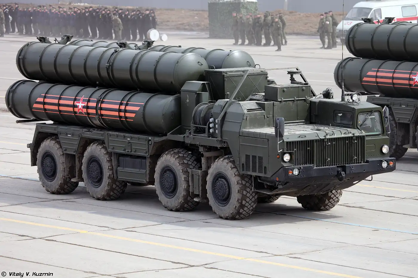 Украинские дроны уничтожили пусковые установки С-400 в Белгородской области