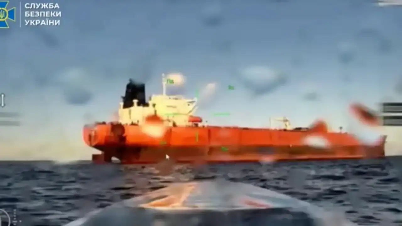 Морские дроны атаковали танкеры российского «теневого флота»