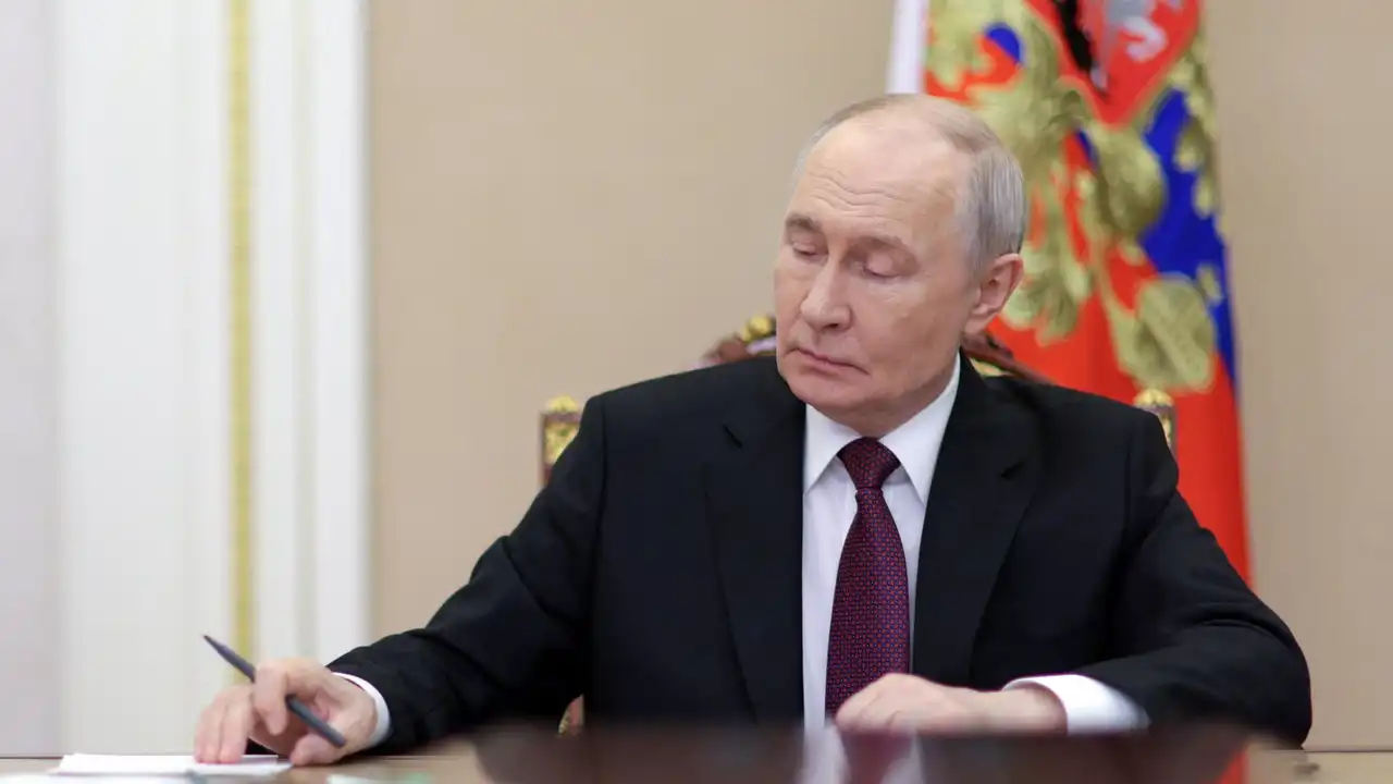 Путин пригрозил «ответными действиями» на украинские удары по логистике